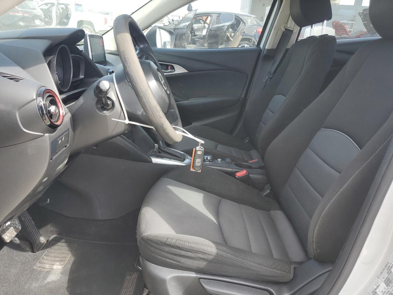 2016 Mazda CX-3 VIN JM1DKBB78G0106997 Copart auction photo, front end / minor dent/scratches damage thumbnail 7
