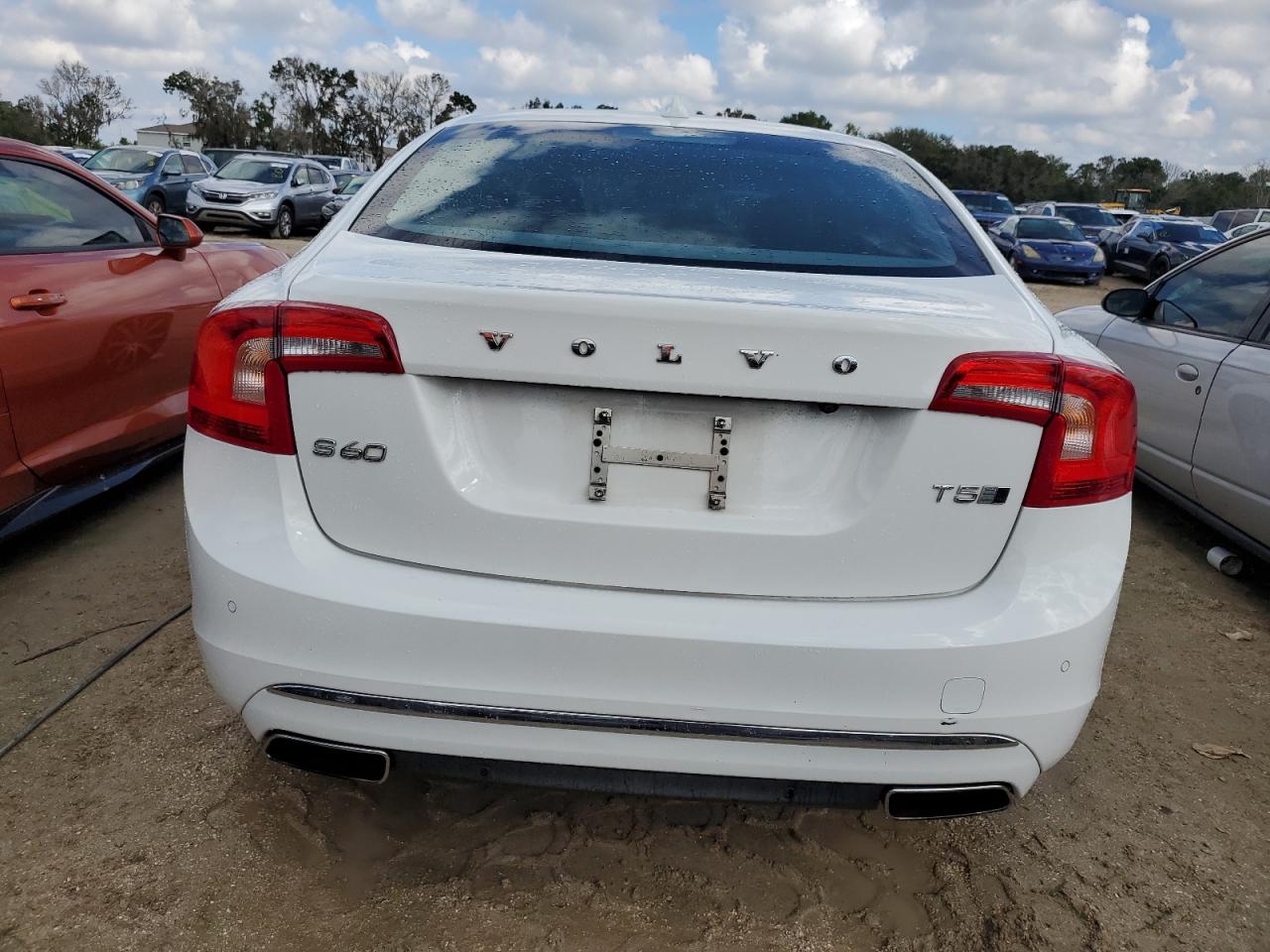 2017 Volvo S60 VIN LYV402TM6HB195886 Copart auction photo, water/flood damage thumbnail 6