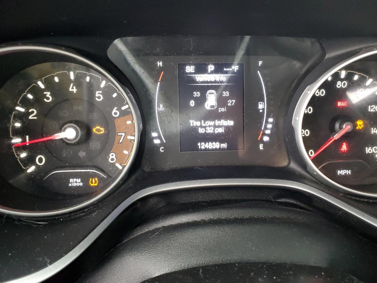2019 Jeep Compass VIN 3C4NJCBB9KT615428 Copart auction photo, rear end damage thumbnail 9