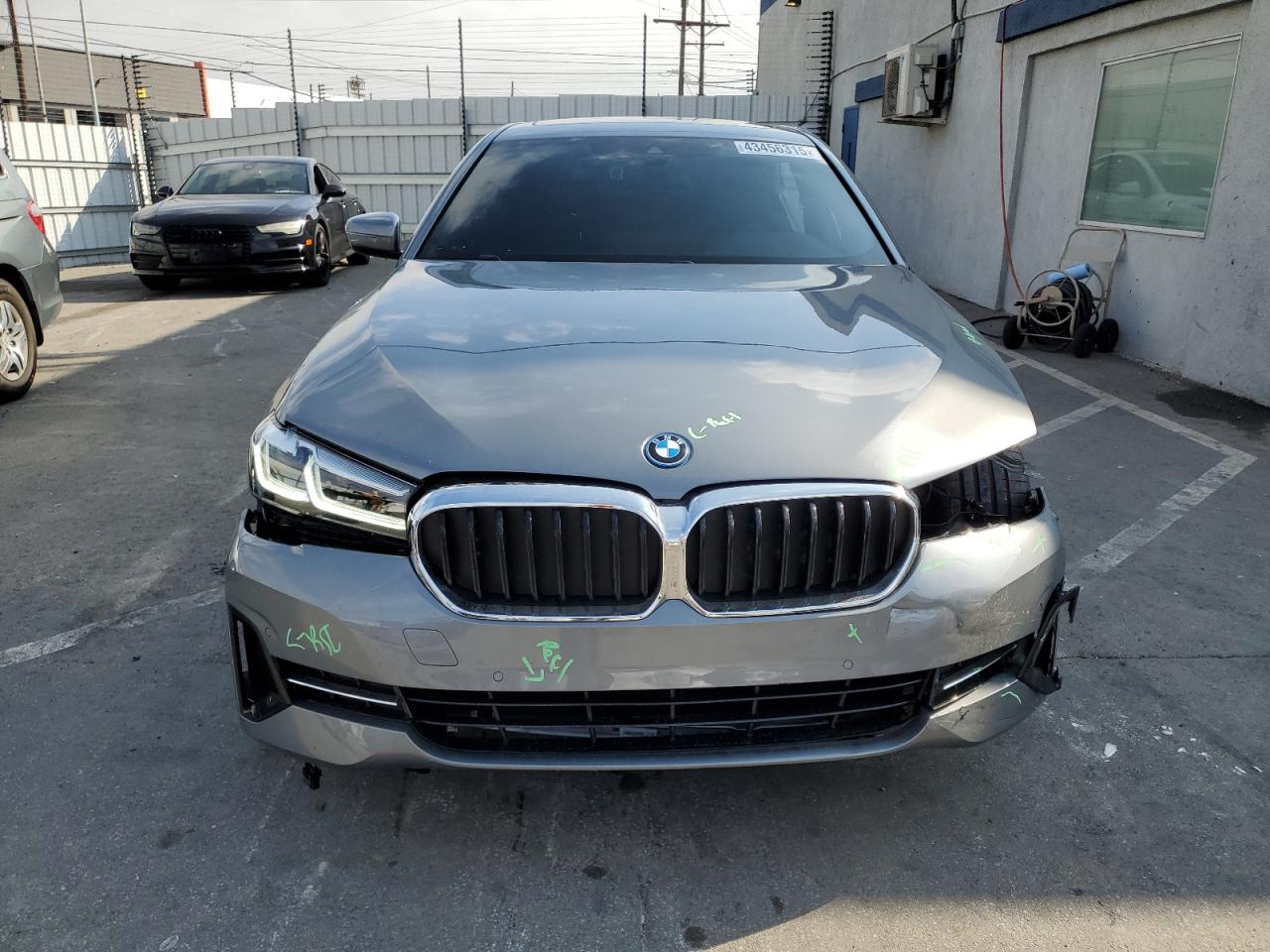 2023 BMW 5er VIN WBA13AG02PCL93920 Copart auction photo, all over damage thumbnail 5