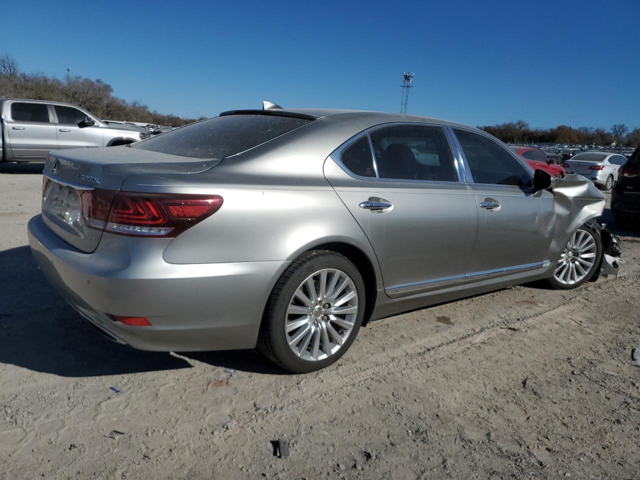 2017 Lexus LS VIN JTHDL5EF2H5008214 Copart auction photo, front end / minor dent/scratches damage thumbnail 3