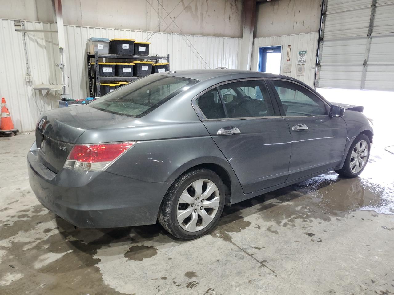 2009 Honda Accord VIN 1HGCP36849A002950 Copart auction photo, front end damage thumbnail 3