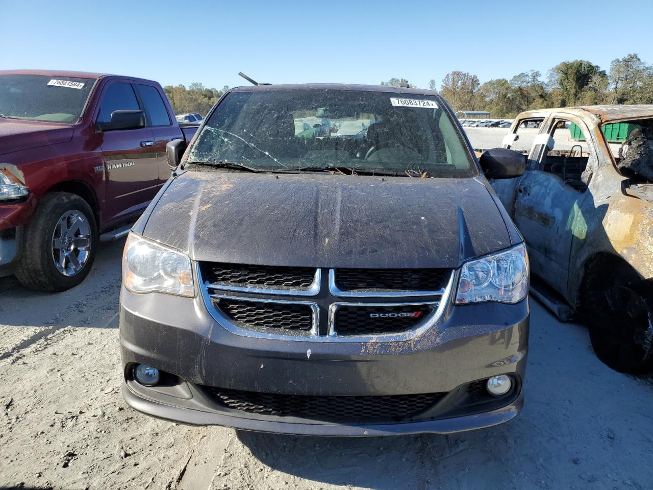 2018 Dodge Caravan VIN 2C4RDGCGXJR264797 Copart auction photo, top/roof damage thumbnail 4