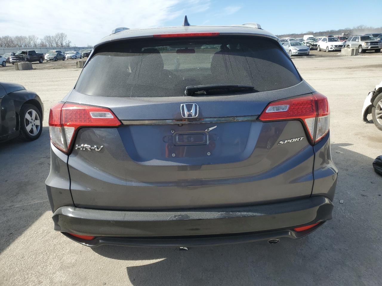 2021 Honda HR-V VIN 3CZRU5H17MM721063 Copart auction photo, front end damage thumbnail 6