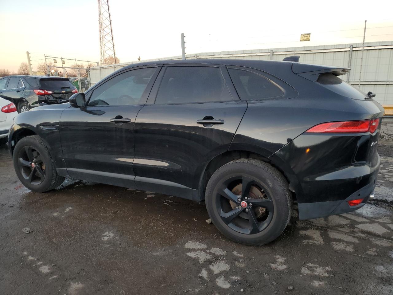 2018 Jaguar F-Pace VIN SADCJ2EV9JA254817 Copart auction photo, front end damage thumbnail 2