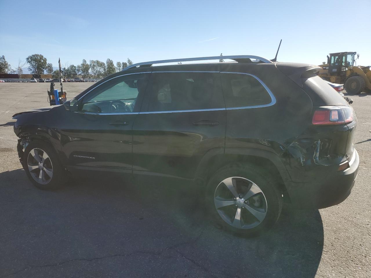 2020 Jeep Grand Cherokee VIN 1C4PJLDB5LD545889 Copart auction photo, front end / side damage thumbnail 2