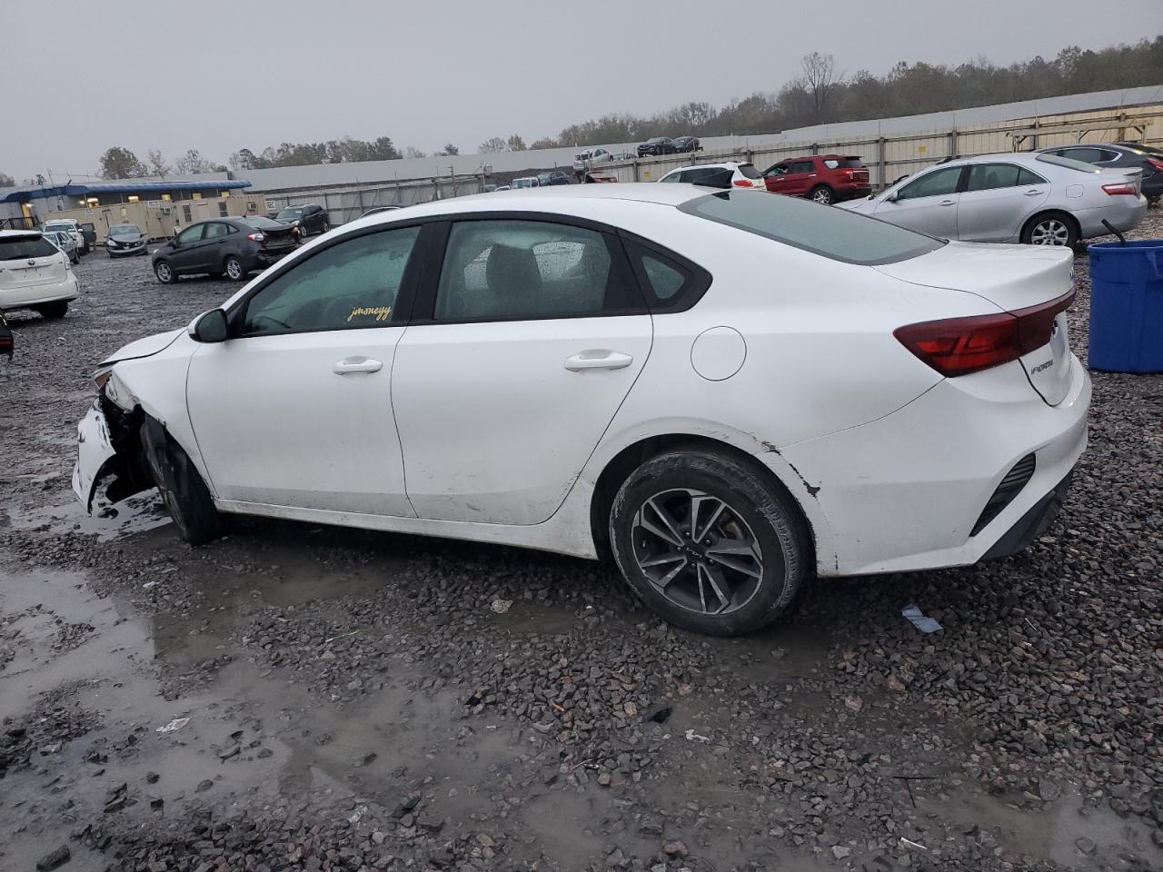 2023 KIA Forte VIN 3KPF24AD3PE589205 Copart auction photo, side / front end damage thumbnail 2