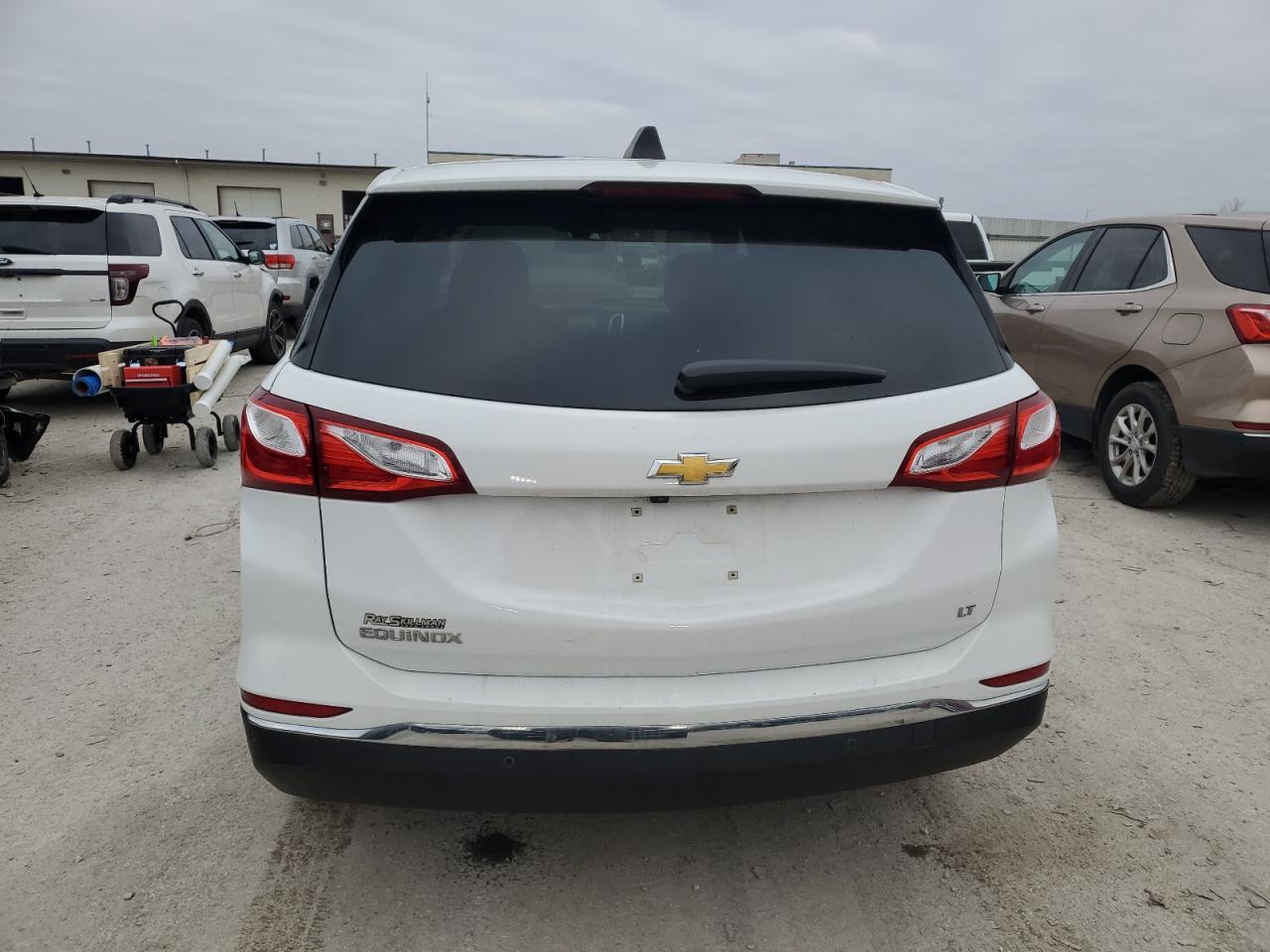 2018 Chevrolet Equinox VIN 3GNAXJEV0JL116739 Copart auction photo, front end / minor dent/scratches damage thumbnail 6