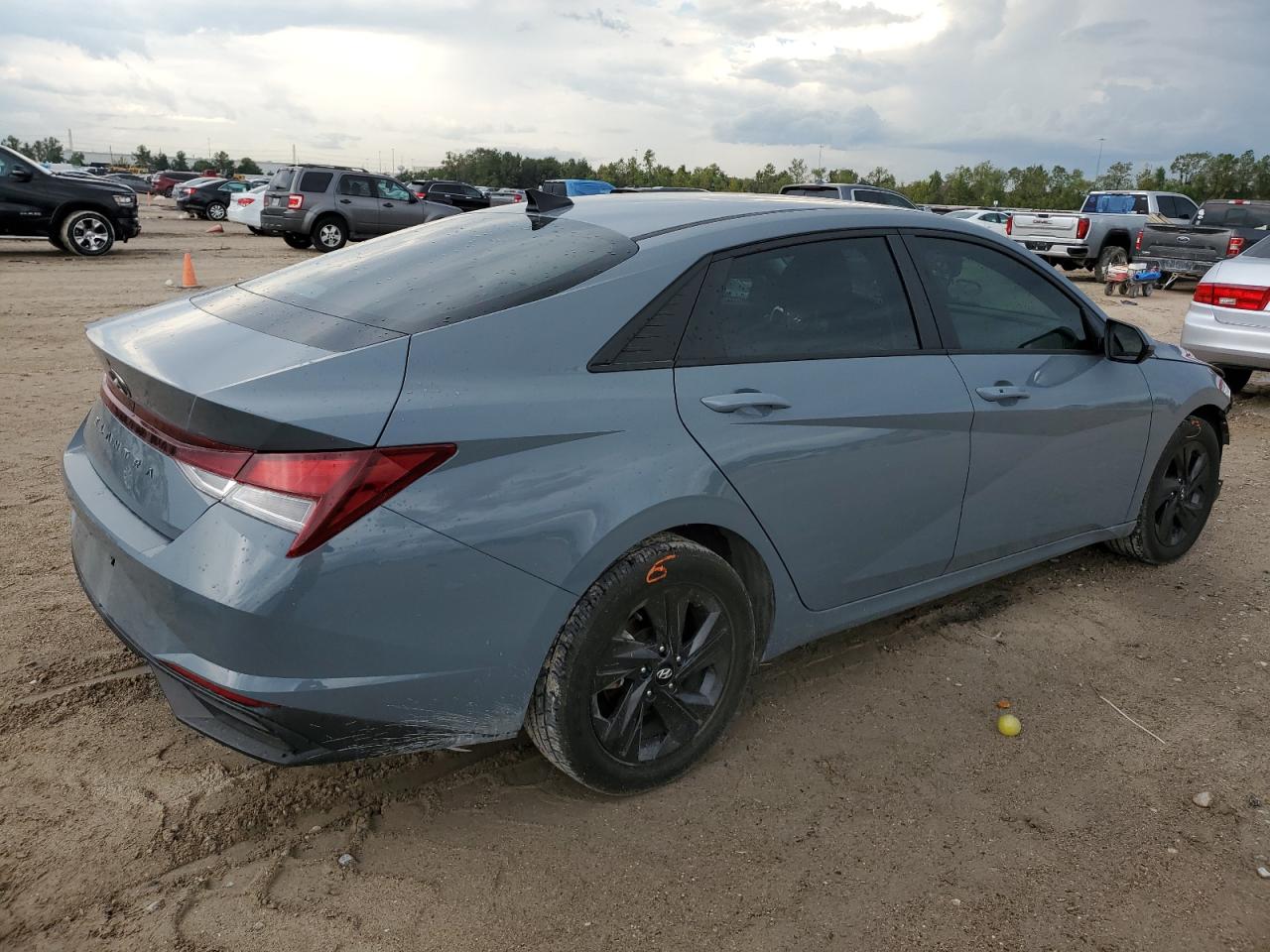 2021 Hyundai Elantra VIN KMHLM4AG2MU152215 Copart auction photo, front end damage thumbnail 3