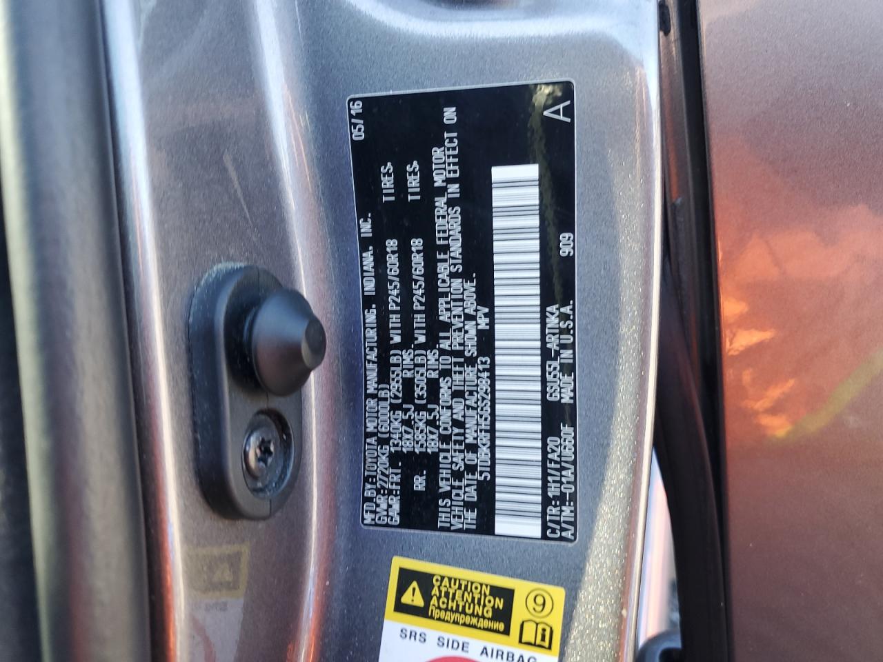 2016 Toyota Highlander VIN 5TDBKRFH5GS298413 Copart auction photo, rear end damage thumbnail 15