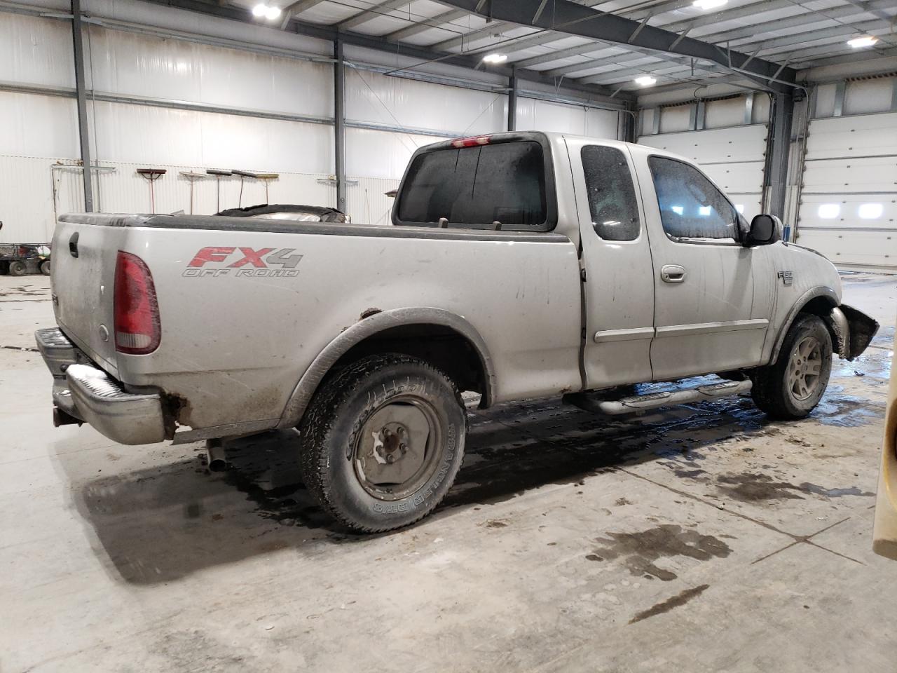 2003 Ford F-150 VIN 2FTRX18L93CA39982 Copart auction photo, front end damage thumbnail 3