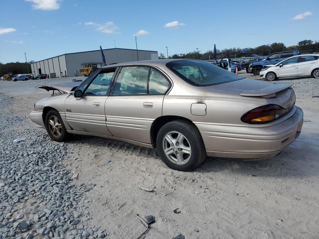 1999 Pontiac Bonneville VIN 1G2HX52K8XH242092 Copart auction photo, front end damage thumbnail 2