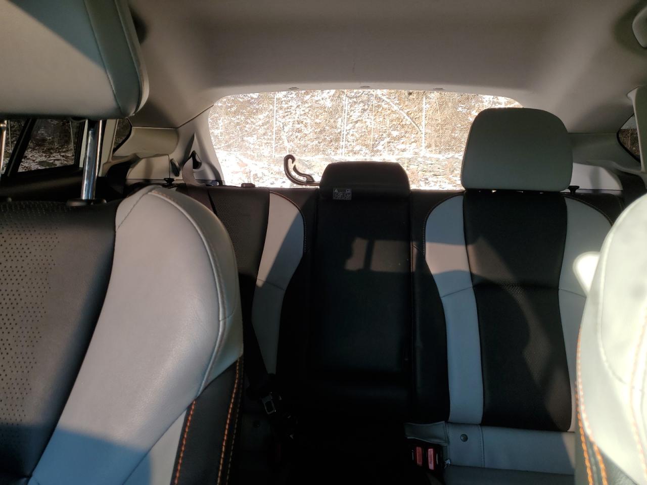 2018 Subaru XV VIN JF2GTALC7JH339845 Copart auction photo, all over / minor dent/scratches damage thumbnail 10