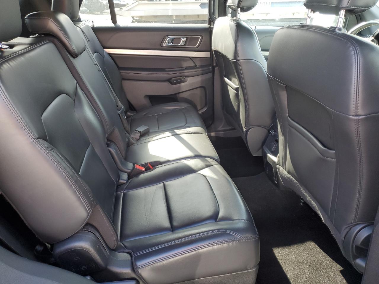 2019 Ford Explorer VIN 1FM5K7D87KGA44110 Copart auction photo, front end / side damage thumbnail 11