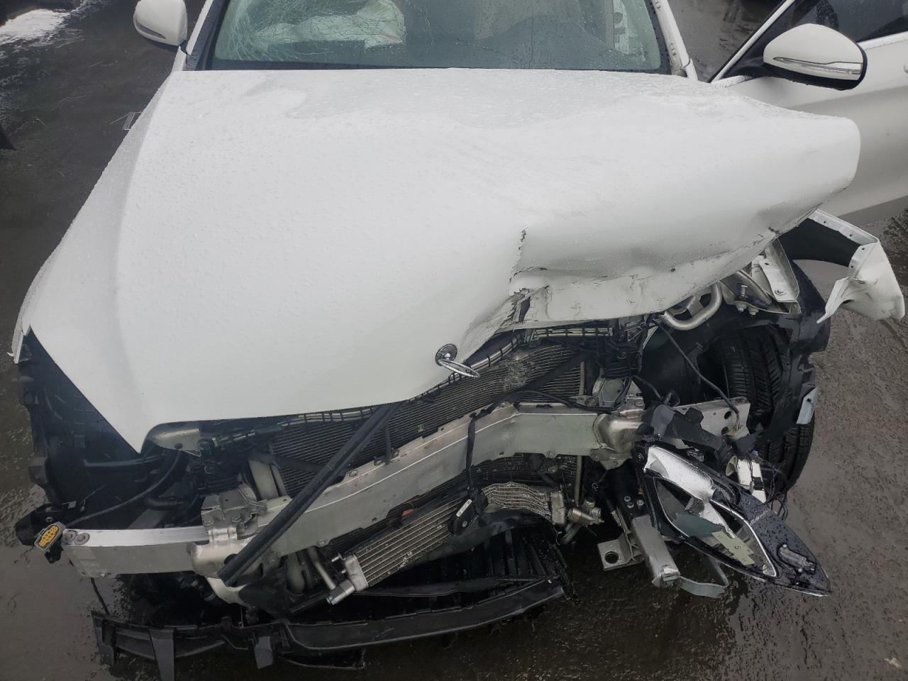 2015 Mercedes-Benz C-klasse VIN 55SWF4JB1FU071006 Copart auction photo, front end damage thumbnail 11