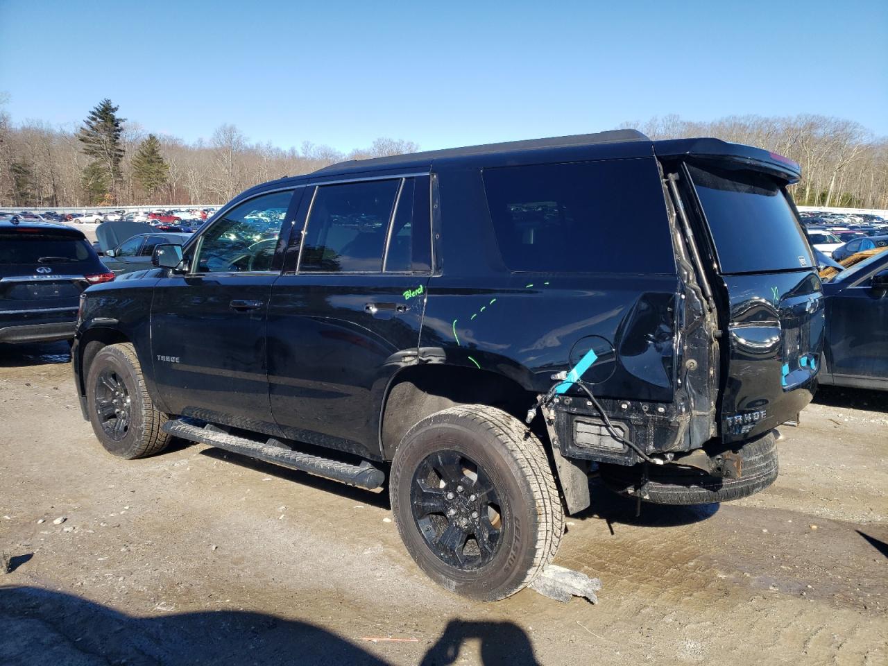 2019 Chevrolet Tahoe VIN 1GNSKAKC3KR321276 Copart auction photo, rear end / side damage thumbnail 2