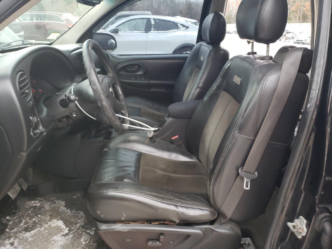 2008 Chevrolet TrailBlazer VIN 1GNET13H082248342 Copart auction photo, side / front end damage thumbnail 7