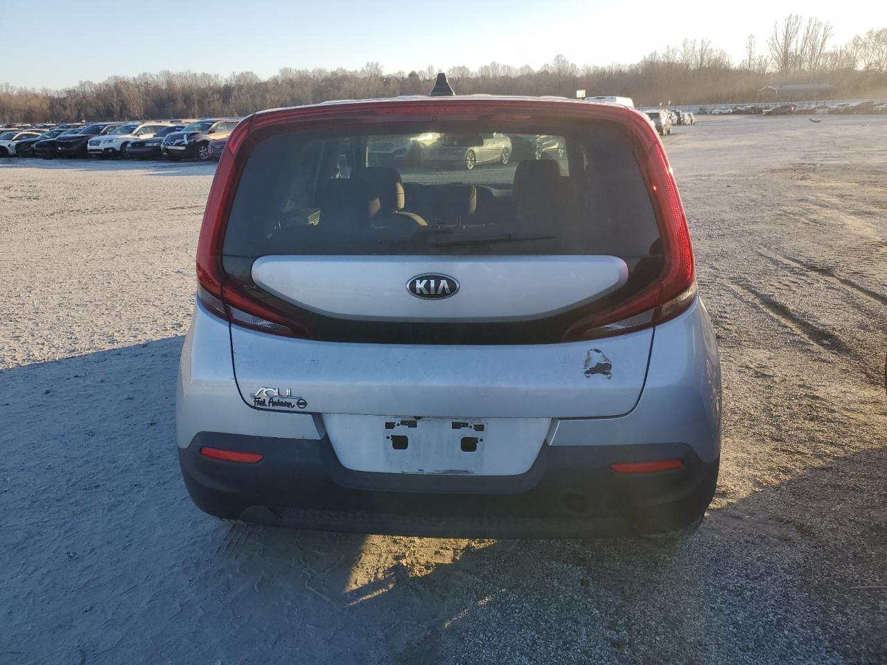 2020 KIA Soul VIN KNDJ23AU8L7106645 Copart auction photo, undercarriage damage thumbnail 6