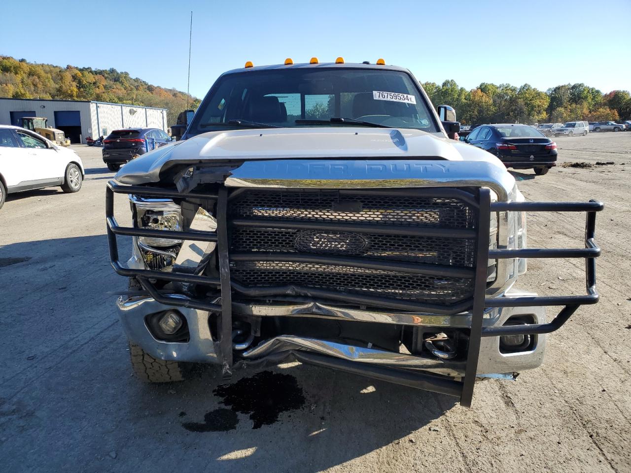 2015 Ford F350 VIN 1FT8W3BT4FEC50427 Copart auction photo, front end / side damage thumbnail 5