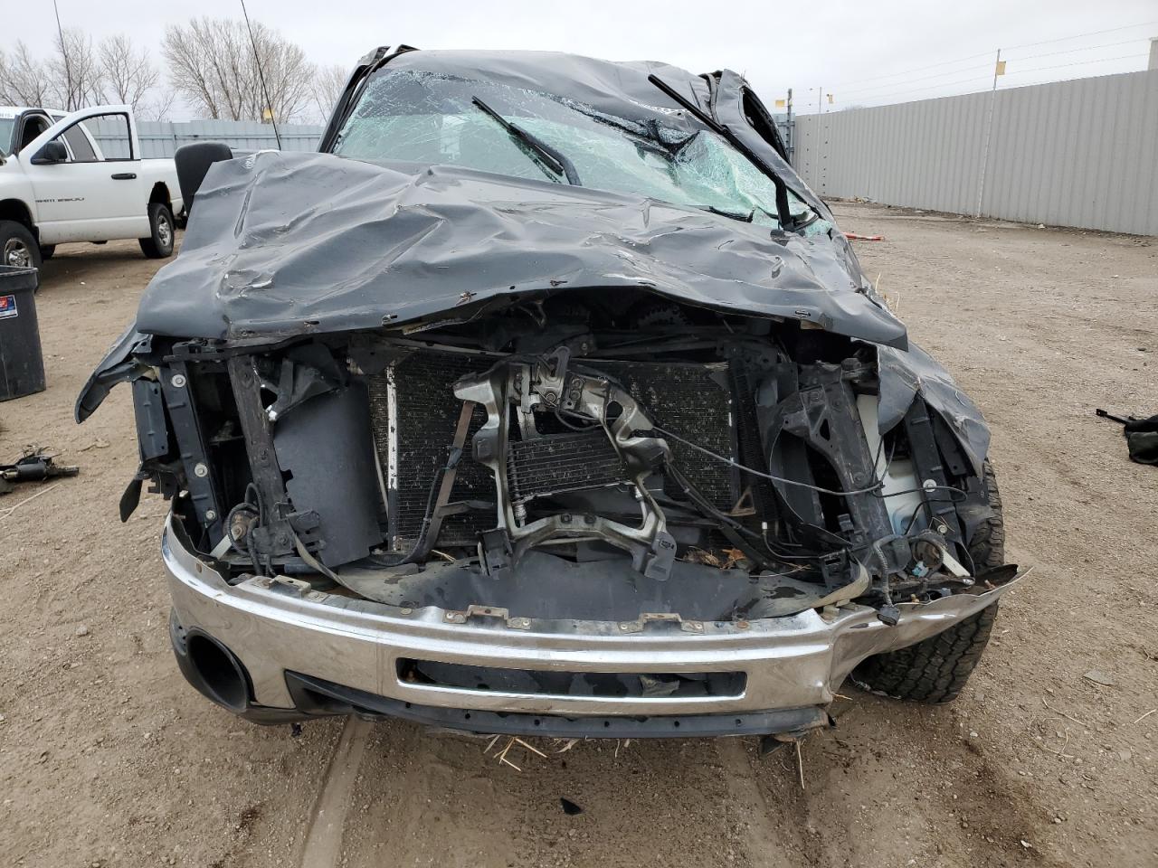 2009 GMC Sierra VIN 1GTEK39089Z128970 Copart auction photo, rollover damage thumbnail 5