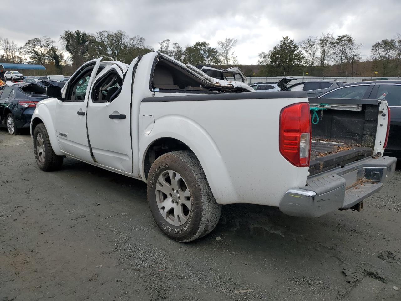 2012 Suzuki Equator VIN 5Z61D0ERXCC477085 Copart auction photo, top/roof damage thumbnail 2