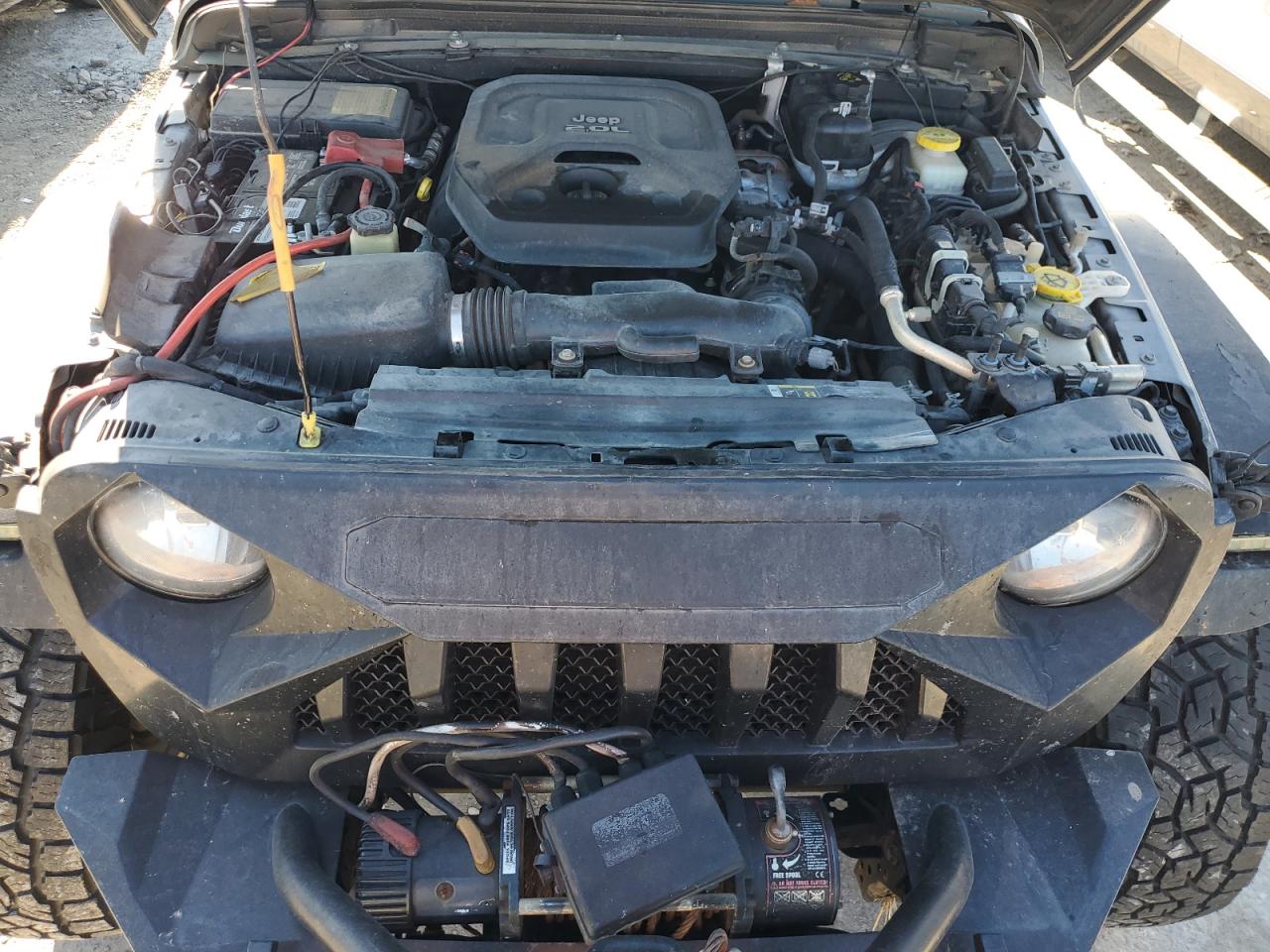 2018 Jeep Wrangler VIN 1C4HJXDN9JW207595 Copart auction photo, minor dent/scratches damage thumbnail 12