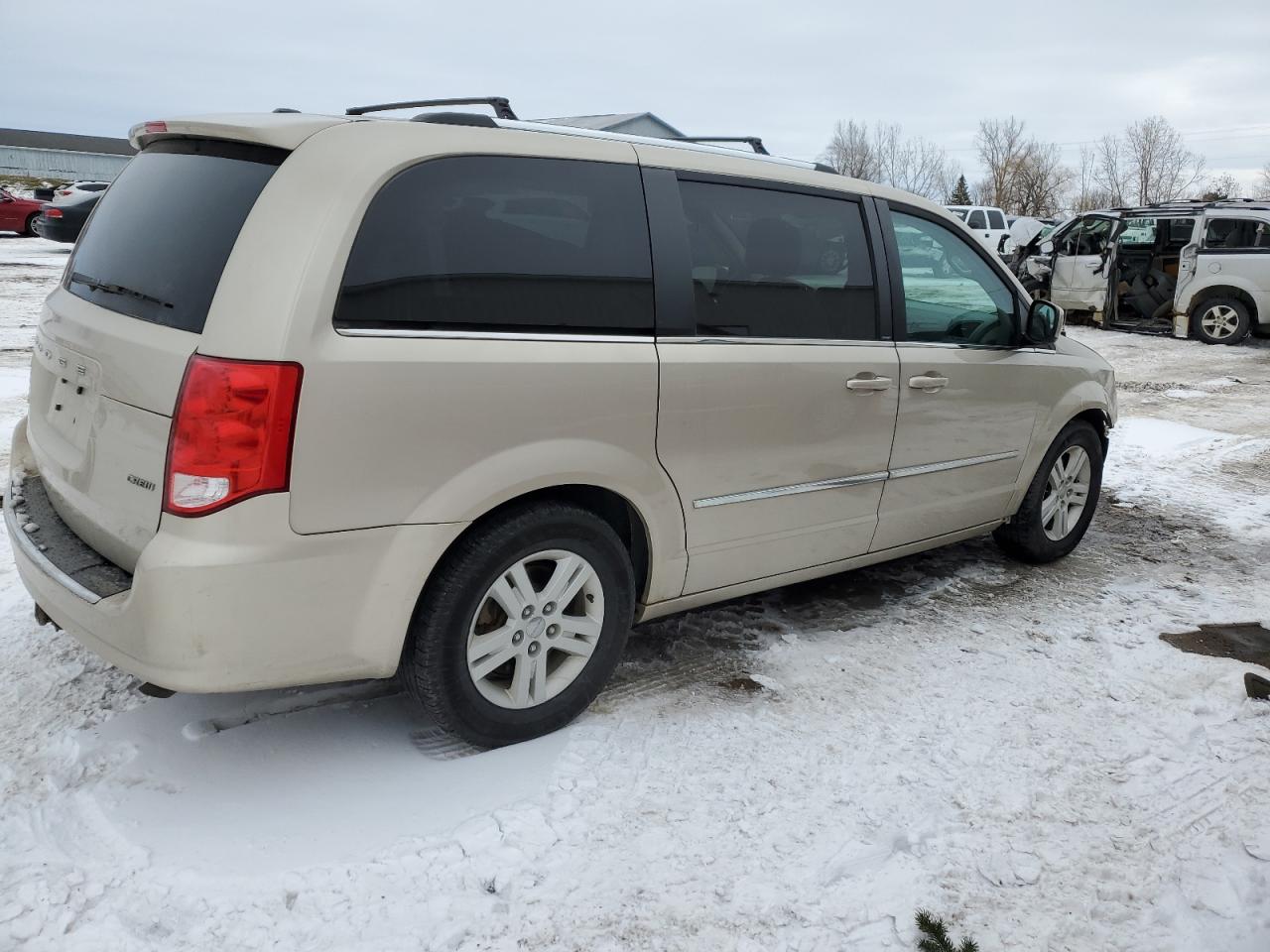 2013 Dodge Caravan VIN 2C4RDGDG0DR729428 Copart auction photo, front end damage thumbnail 3