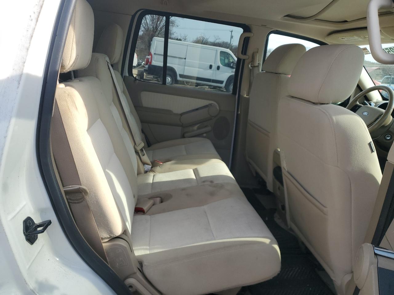 2008 Ford Explorer VIN 1FMEU73E48UA50054 Copart auction photo, minor dent/scratches damage thumbnail 11
