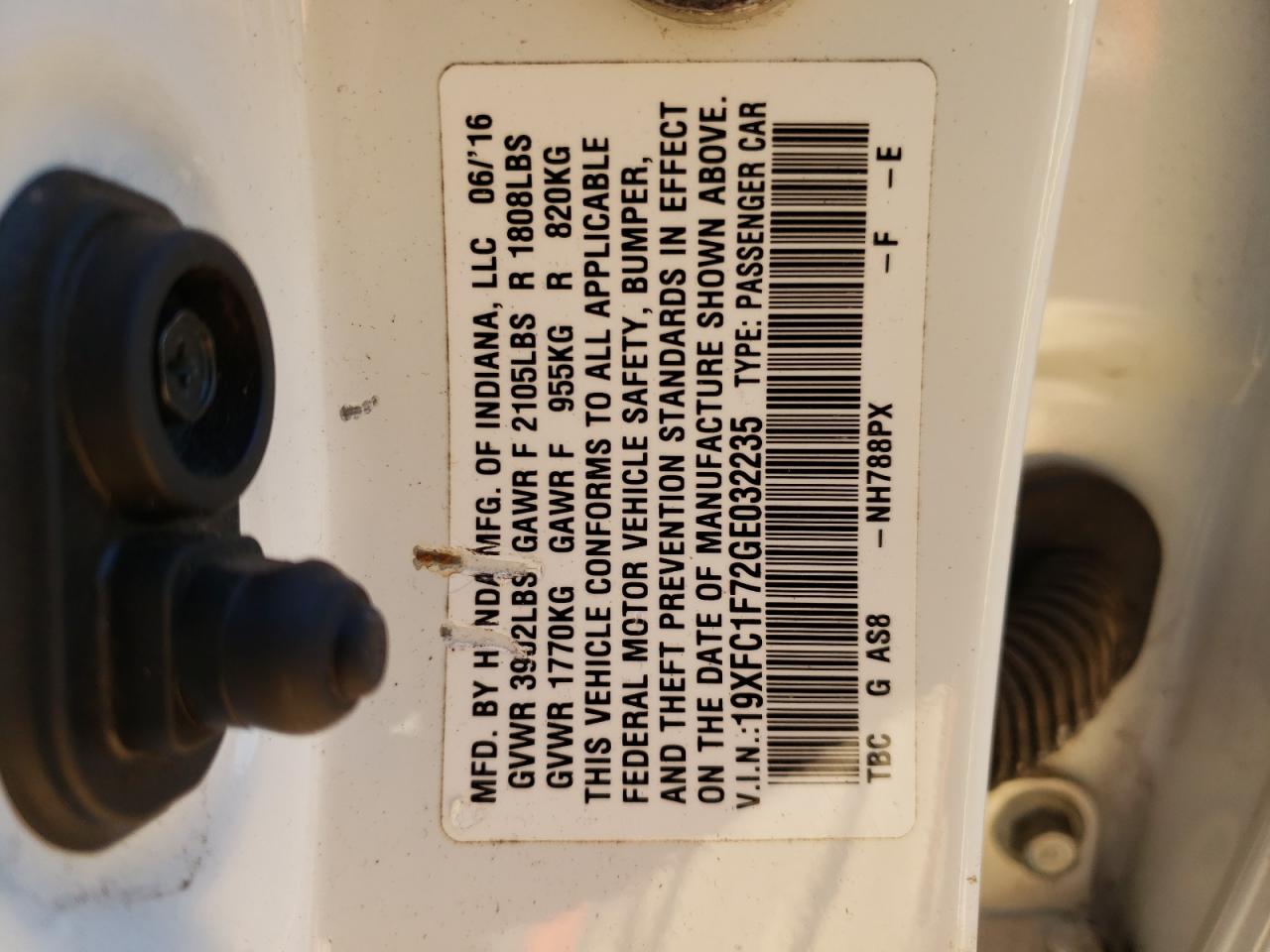 2016 Honda Civic VIN 19XFC1F72GE032235 Copart auction photo, stripped / vandalism damage thumbnail 12
