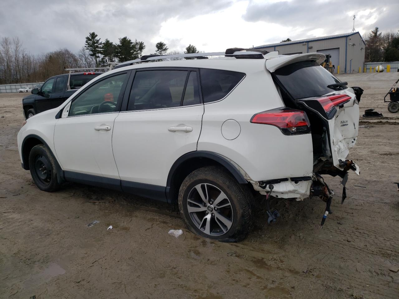 2016 Toyota RAV 4 VIN JTMRFREV7GJ076690 Copart auction photo, rear end / front end damage thumbnail 2