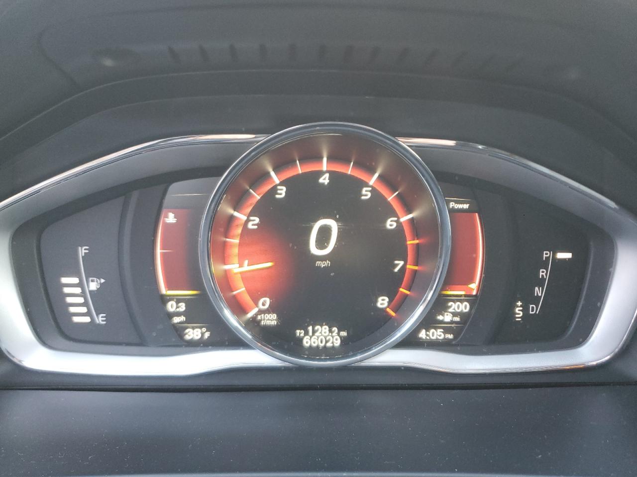 2018 Volvo V60 VIN YV440MWK9J2053297 Copart auction photo, front end damage thumbnail 9
