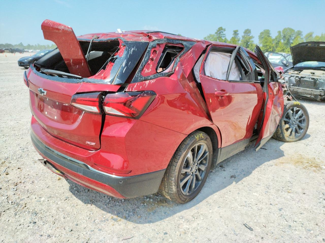 2022 Chevrolet Equinox VIN 3GNAXMEV1NS106170 Copart auction photo, all over / undercarriage damage thumbnail 4