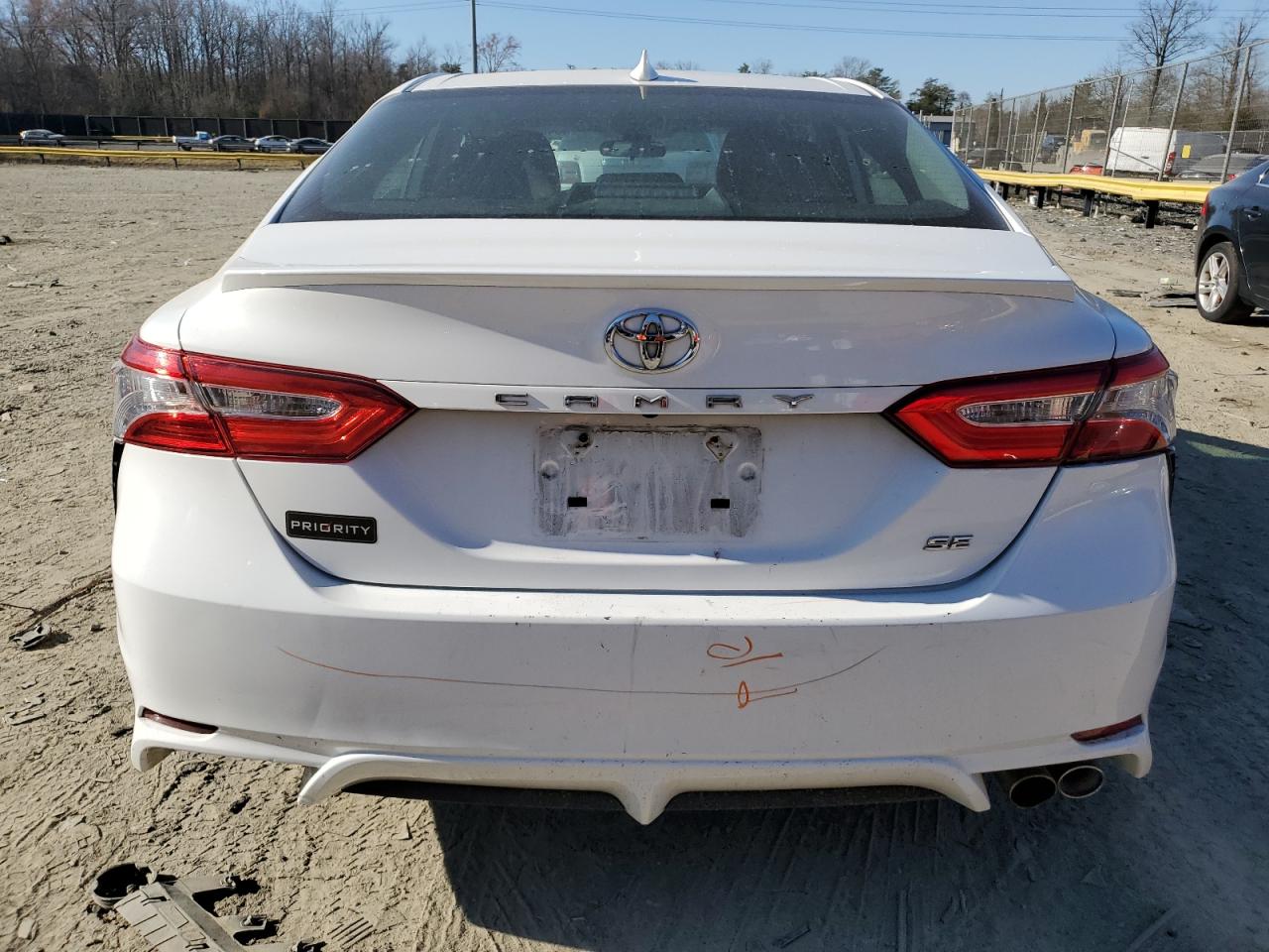 2020 Toyota Camry VIN 4T1G11AK4LU886642 Copart auction photo, front end damage thumbnail 6
