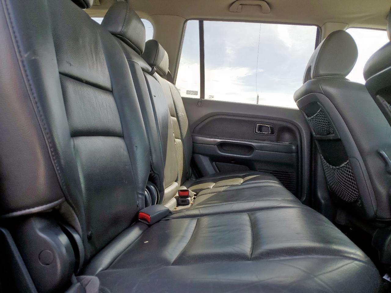 2006 Honda Pilot VIN 5FNYF18516B023045 Copart auction photo, minor dent/scratches / mechanical damage thumbnail 10