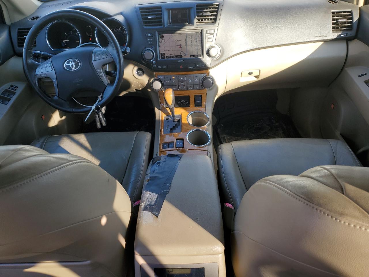 2008 Toyota Highlander VIN JTEEW44A882001665 Copart auction photo, mechanical damage thumbnail 8