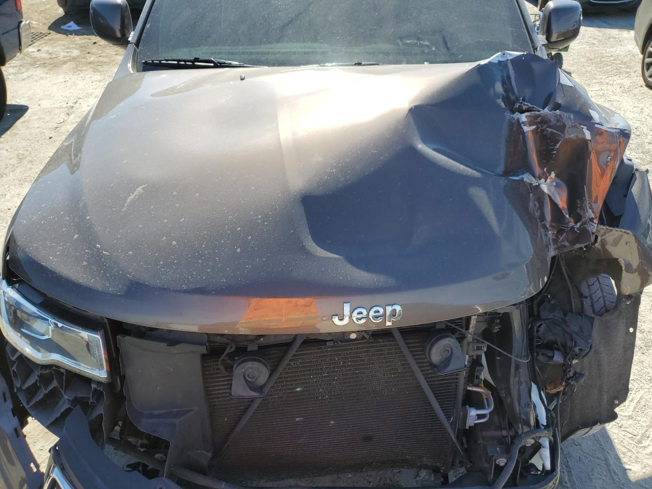 2021 Jeep Grand Cherokee VIN 1C4RJFAG7MC671222 Copart auction photo, front end damage thumbnail 12