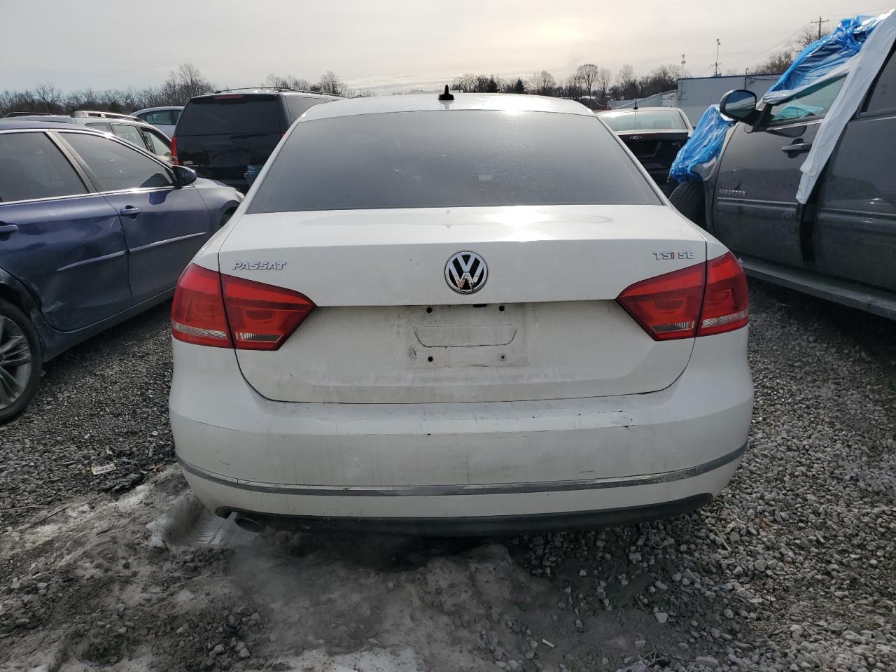 2015 Volkswagen Passat VIN 1VWBT7A31FC023034 Copart auction photo, front end damage thumbnail 6