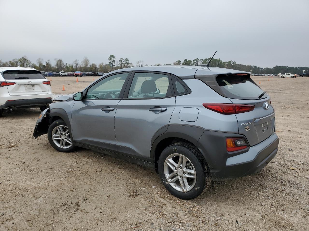 2021 Hyundai Kona VIN KM8K12AAXMU611558 Copart auction photo, front end / undercarriage damage thumbnail 2