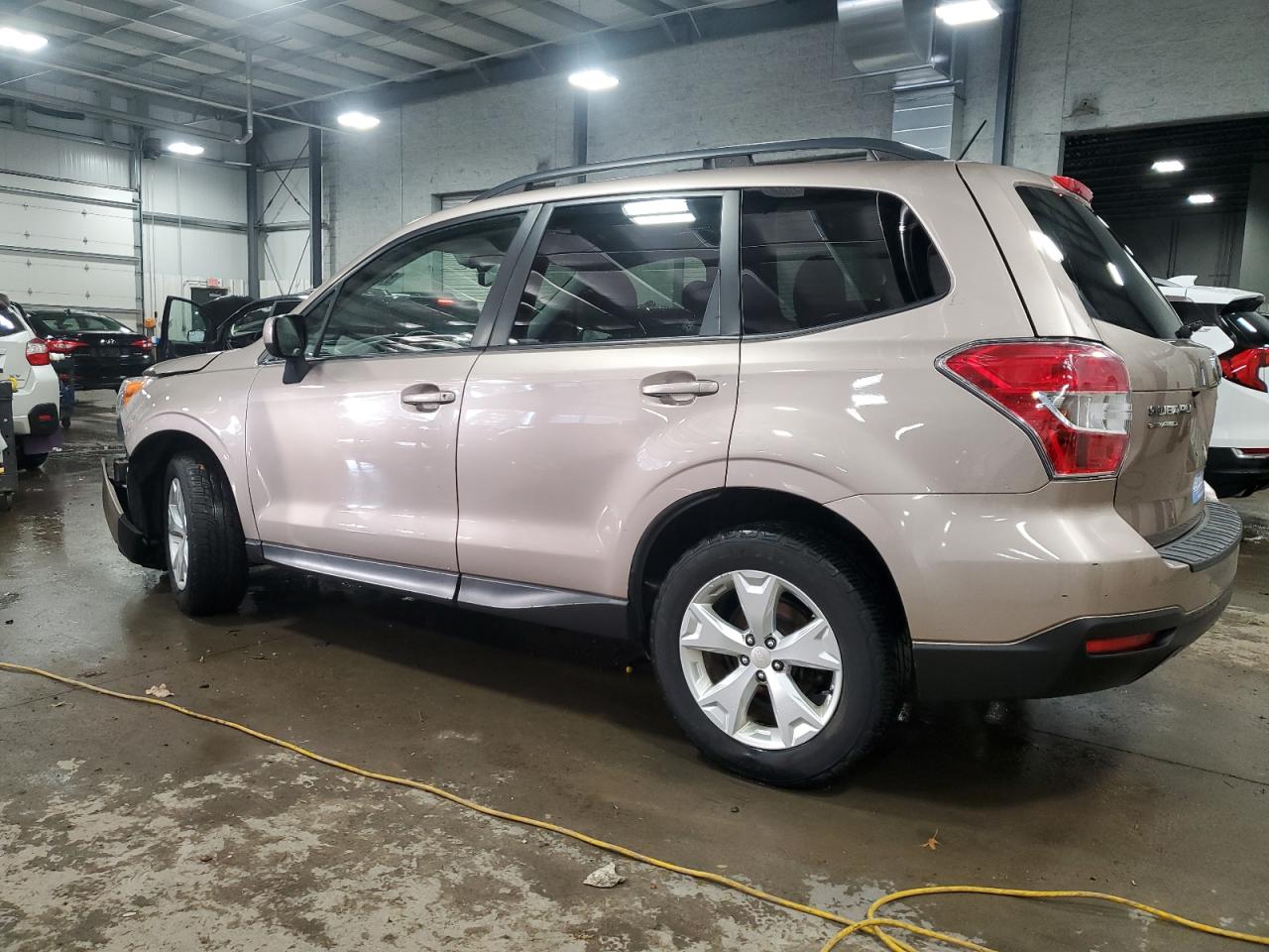 2015 Subaru Forester VIN JF2SJAFC4FH581298 Copart auction photo, front end / rear end damage thumbnail 2