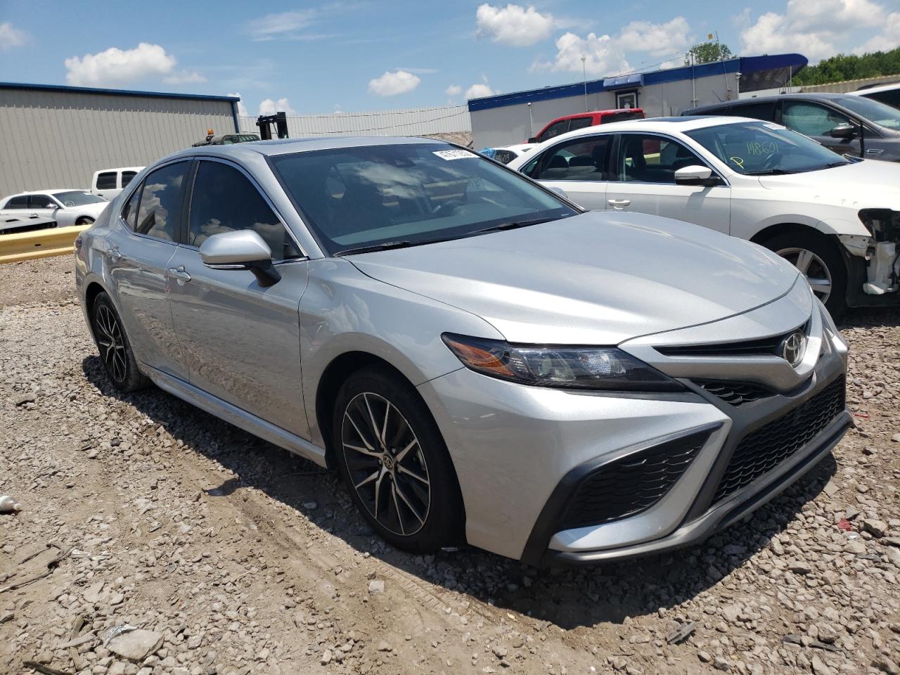 2021 Toyota Camry VIN 4T1G11AK1MU404680