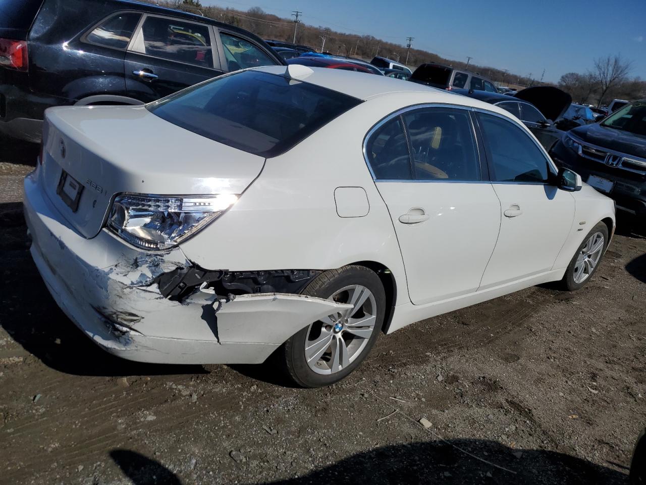 2010 BMW 5er VIN WBANV1C58AC388869 Copart auction photo, rear end damage thumbnail 3