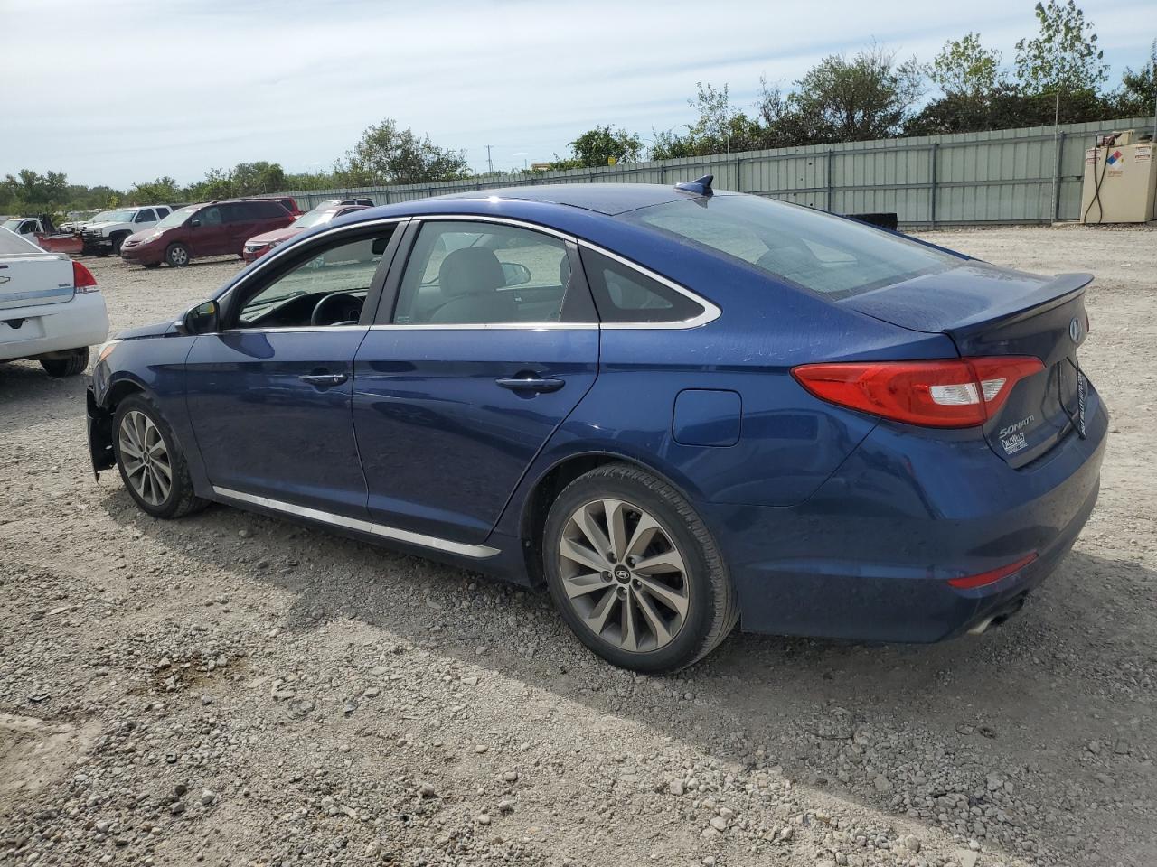 2015 Hyundai Sonata VIN 5NPE34AF2FH097348 Copart auction photo, front end damage thumbnail 2