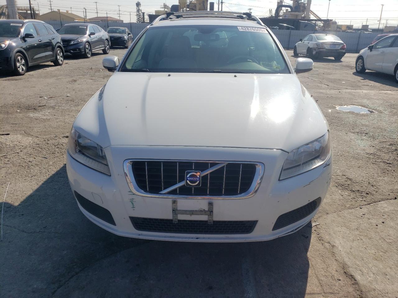 2008 Volvo V70 VIN YV1BW982881054079 Copart auction photo, minor dent/scratches damage thumbnail 5