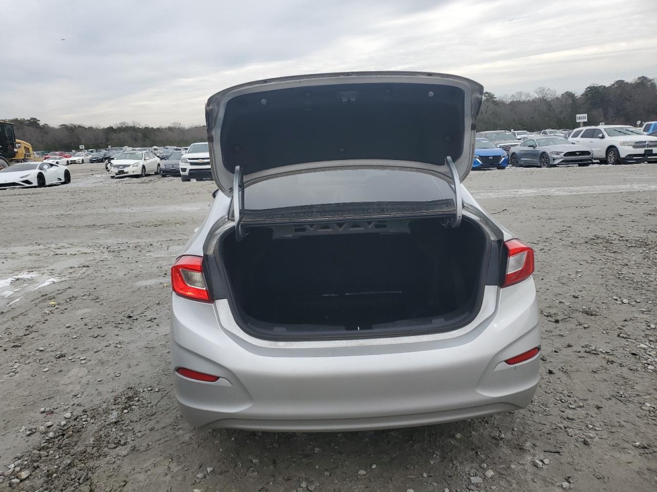 2018 Chevrolet Cruze VIN 1G1BC5SM4J7246497 Copart auction photo, front end / minor dent/scratches damage thumbnail 6