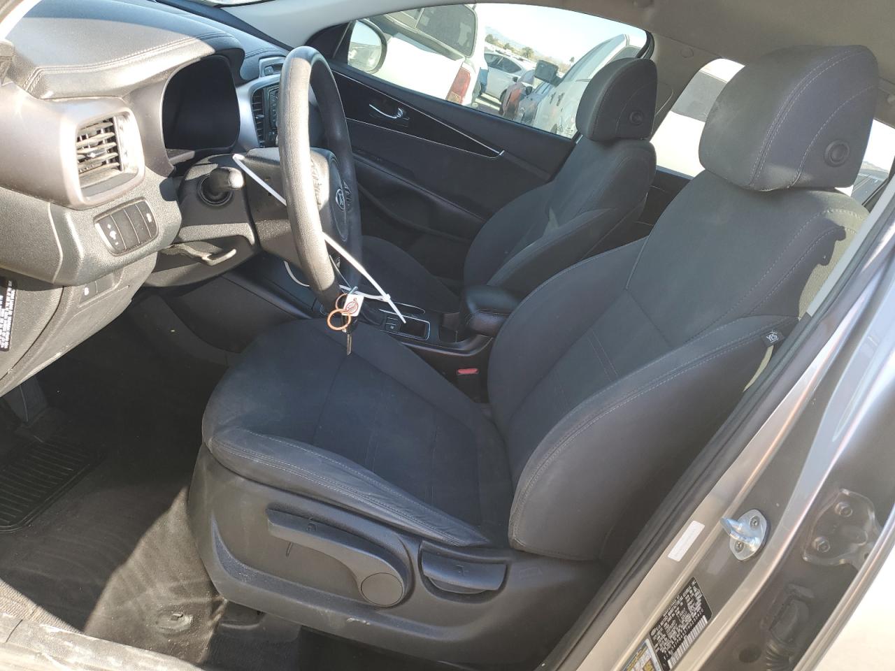 2017 KIA Sorento VIN 5XYPG4A57HG250420 Copart auction photo, front end damage thumbnail 7