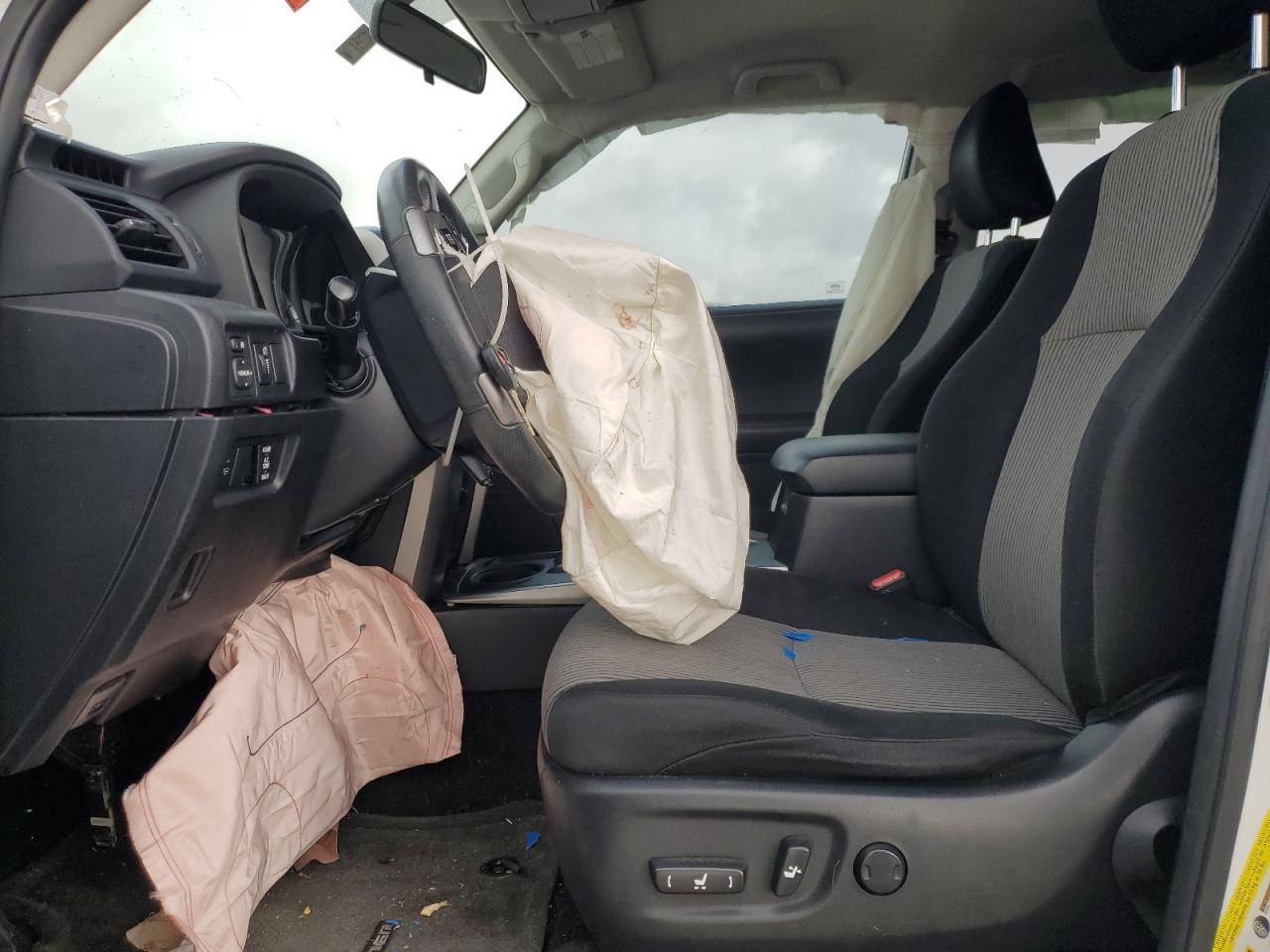 2014 Toyota 4Runner VIN JTEZU5JR9E5071693 Copart auction photo, front end damage thumbnail 7