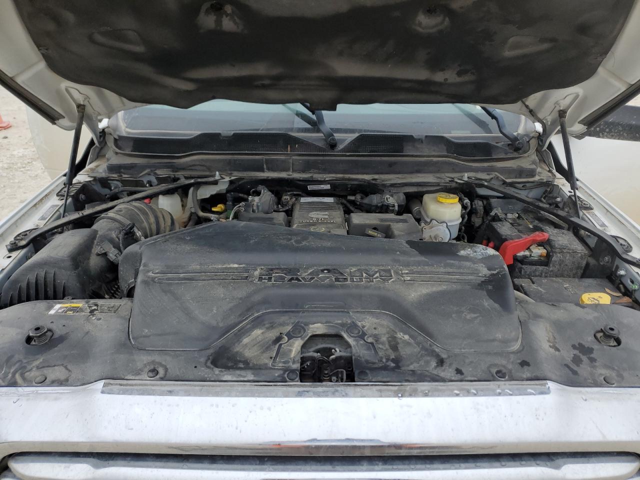 2019 RAM 2500 VIN 3C6UR5GL3KG729362 Copart auction photo, water/flood damage thumbnail 11