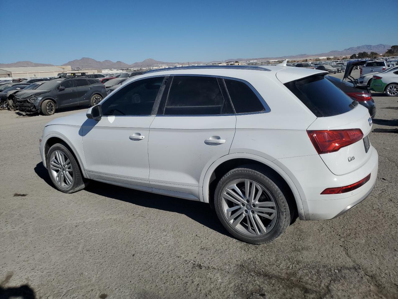 2018 Audi Q5 VIN WA1BNAFY8J2021921 Copart auction photo, front end damage thumbnail 2