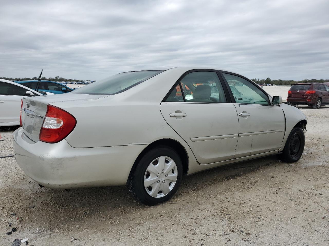2003 Toyota Camry VIN 4T1BE32K83U781059 Copart auction photo, front end / minor dent/scratches damage thumbnail 4