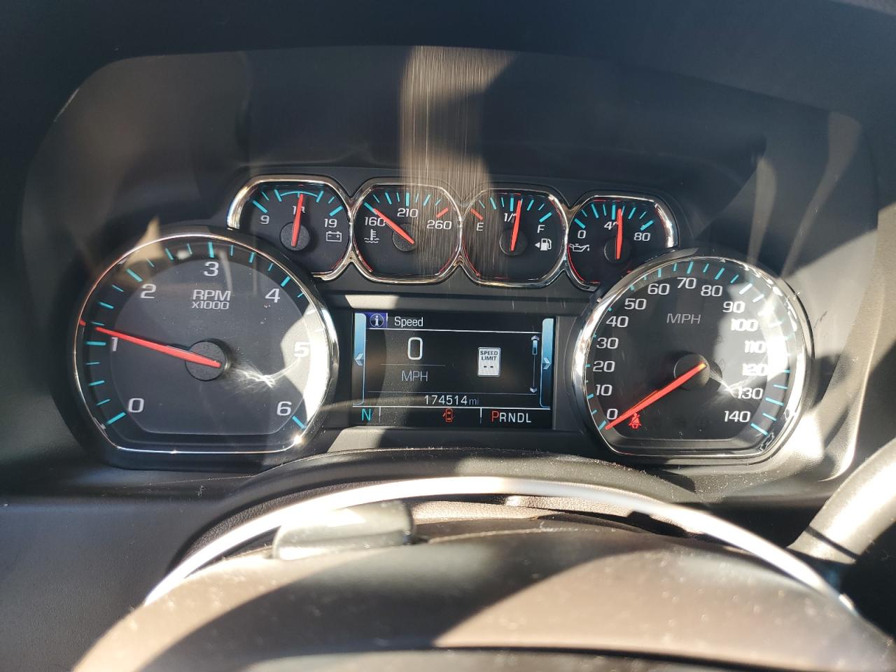 2018 GMC Yukon VIN 1GKS2BKC7JR351480 Copart auction photo, water/flood damage thumbnail 9